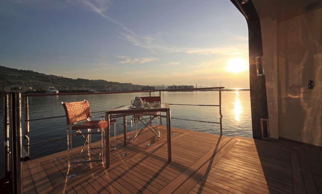 CNR 126′ Blue Eyes, the yacht with the personal touch
