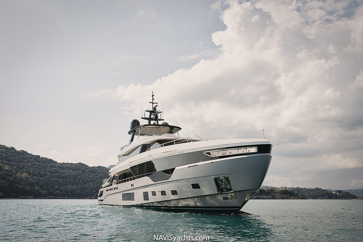 Azimut 38m Grande Trideck Yacht Review