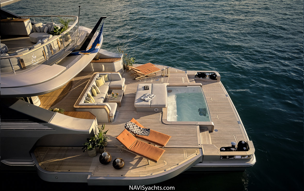 Boat Review Benetti Oasis