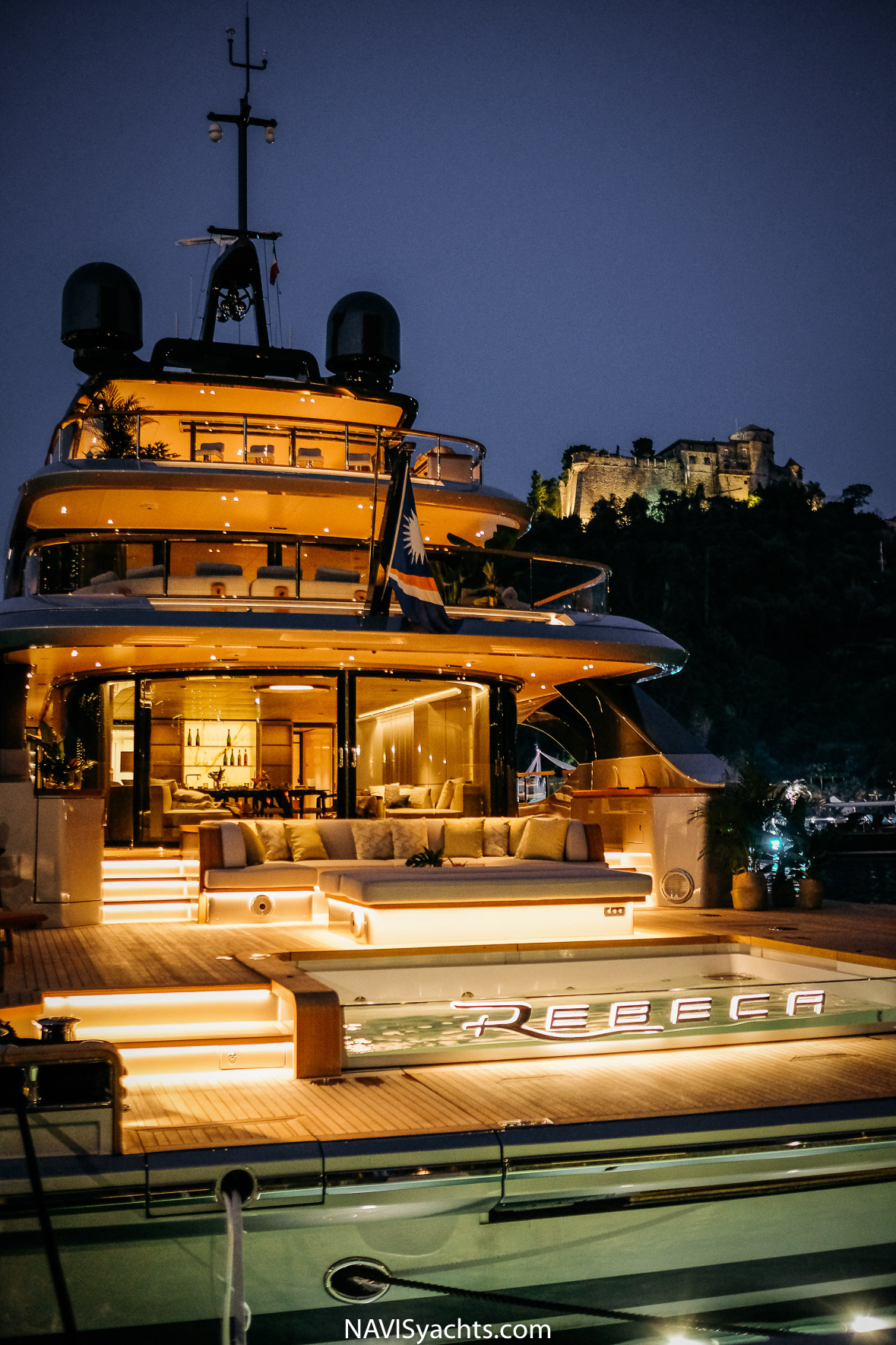 Yacht Review Benetti Oasis