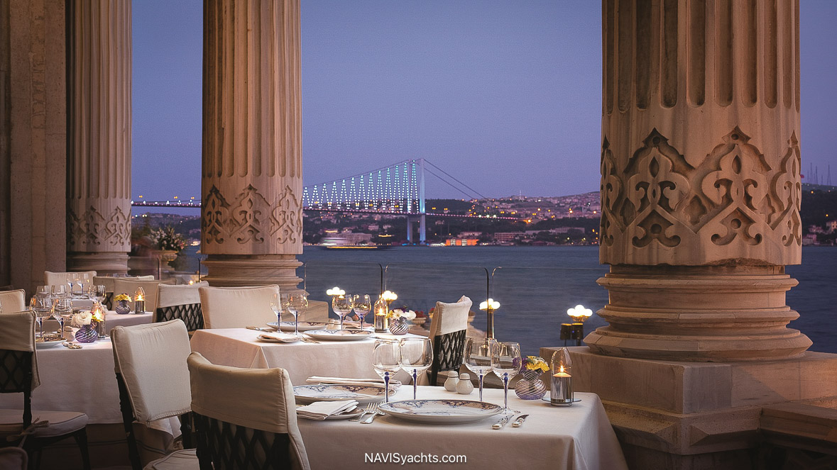 Outdoor dining at Tuğra restaurant