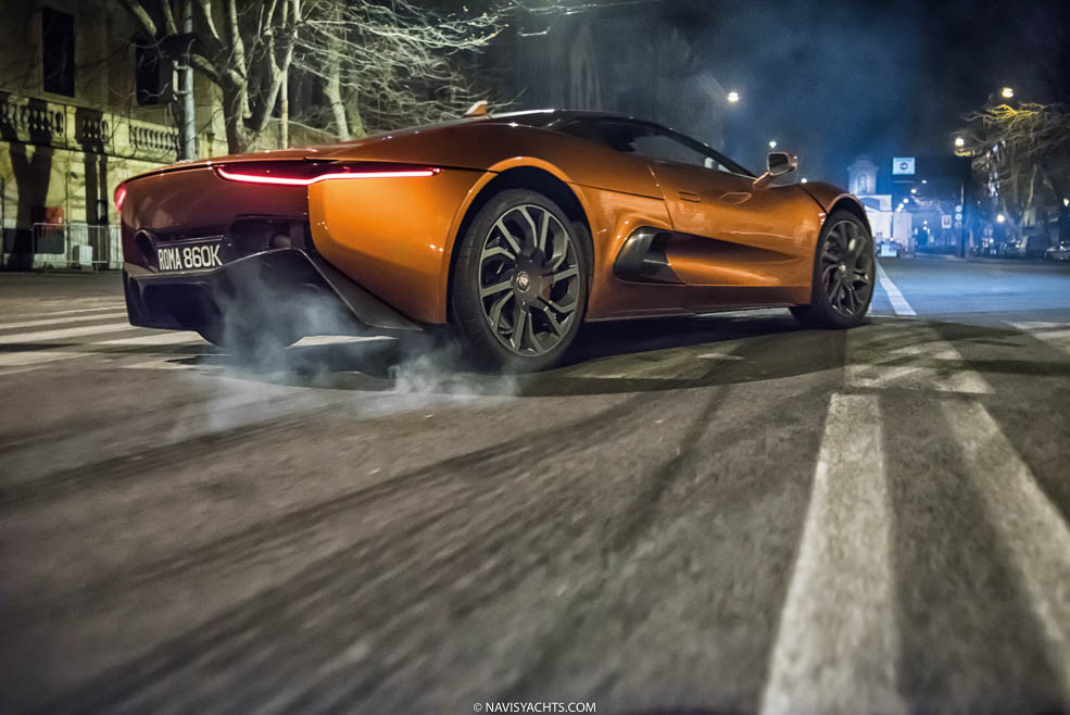Jaguar_C-X75_L-3