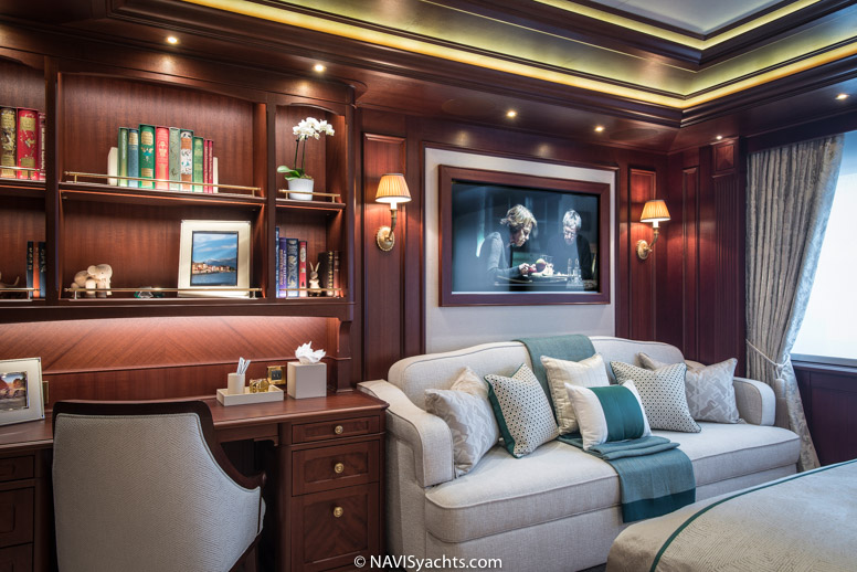 Lurssen_Areti_L-25
