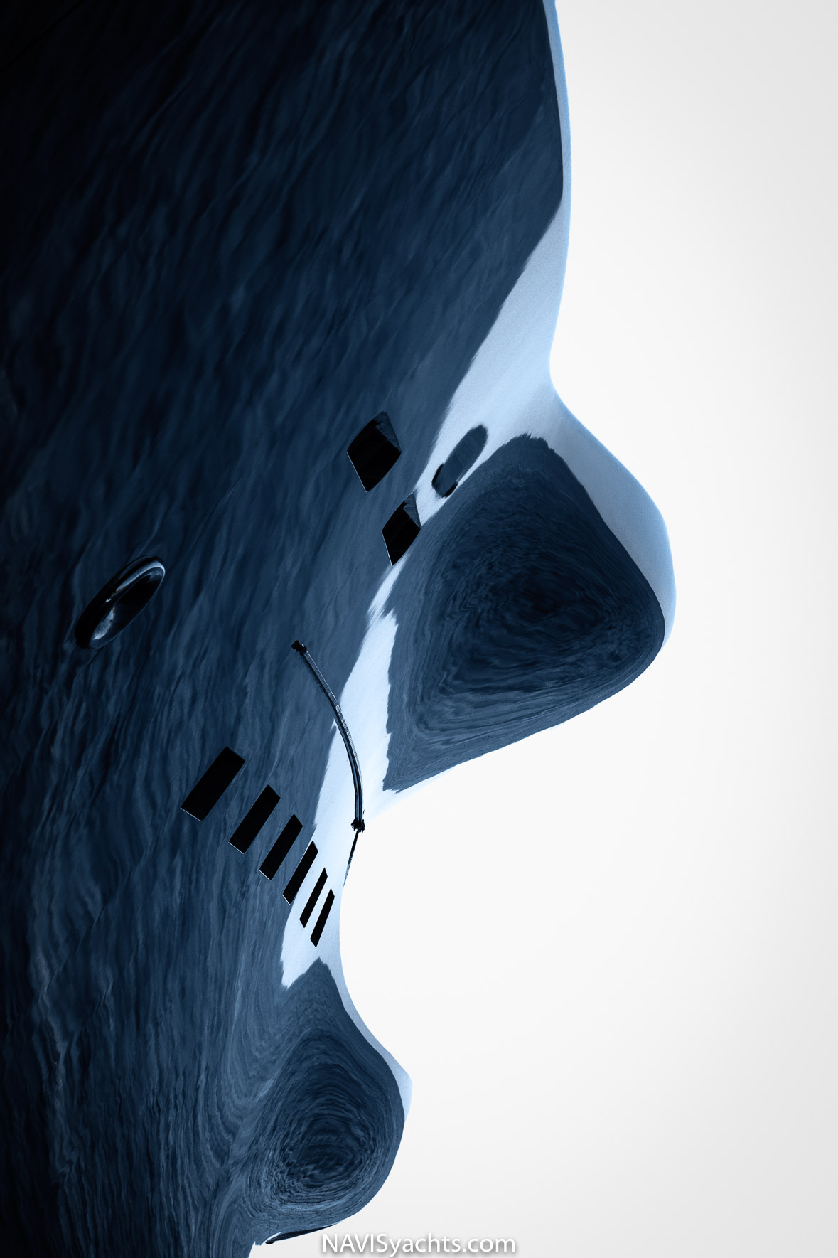 Superyachts Bespoke Solutions: Transverse Pool