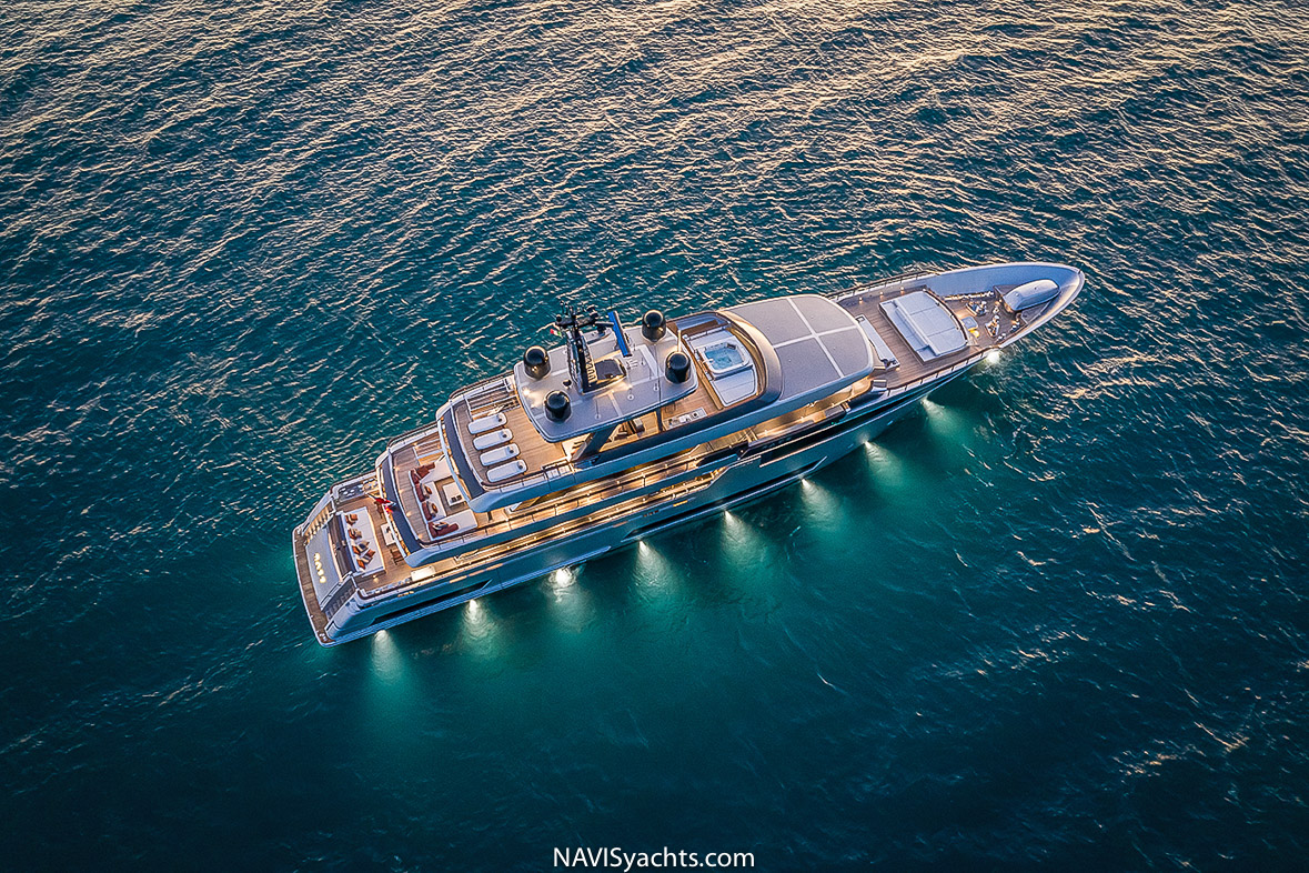 Riva 50 Metri Superyacht Race, boat review, owner