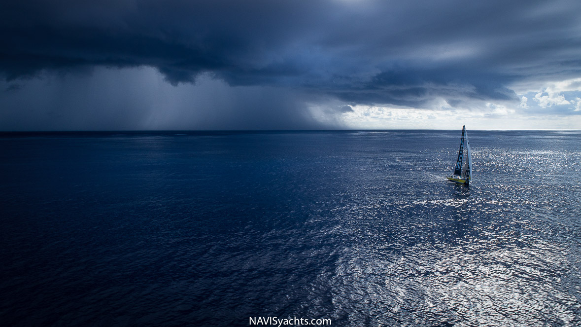 Sailing The Storm L 5