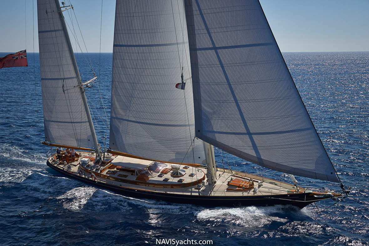 Sailing Yacht Signe – Renaissance 34m