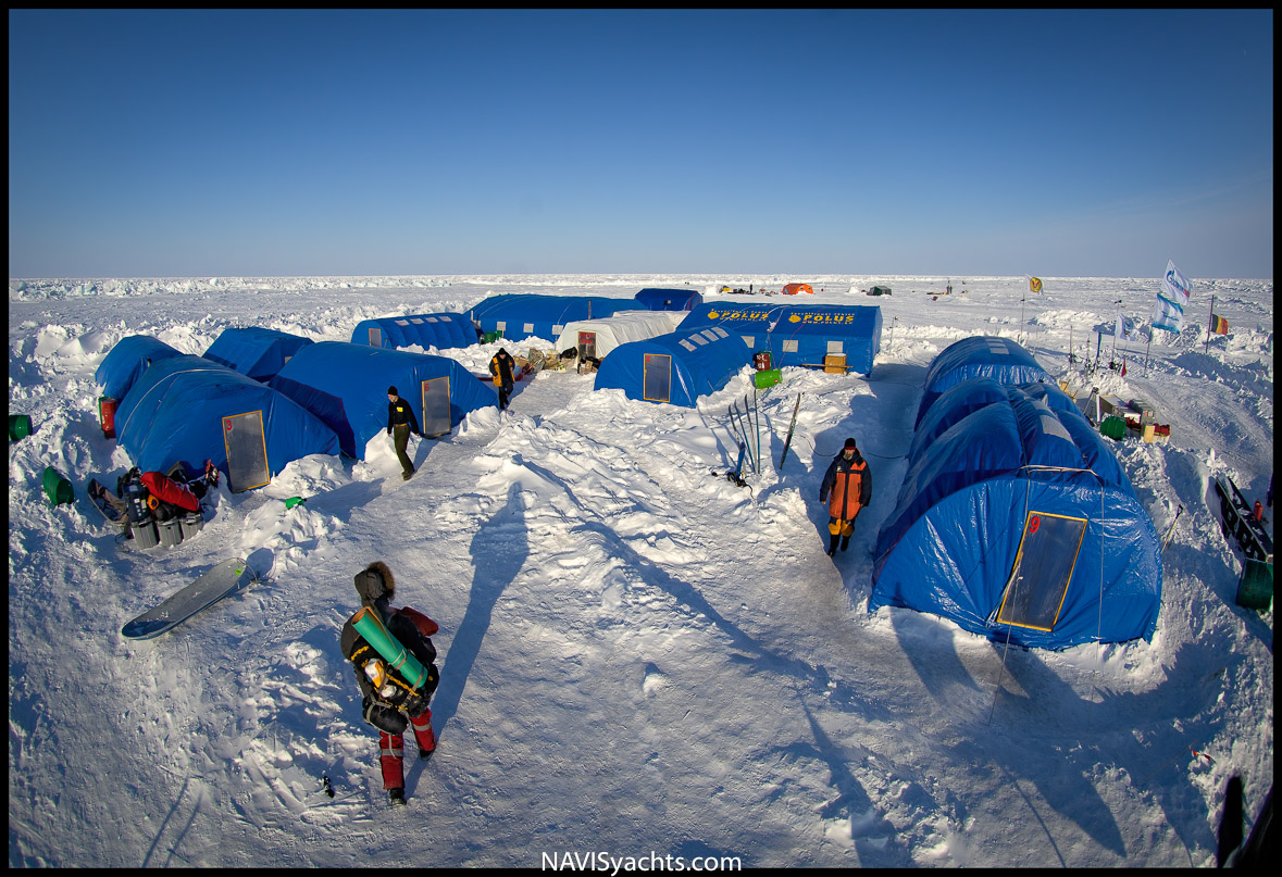 Barneo camp, temporary polar station for scientists and tourists