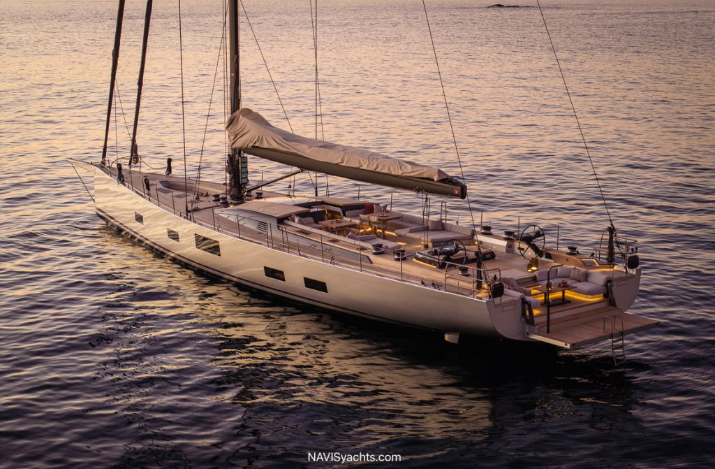 Superyacht_Kalantis_L-15